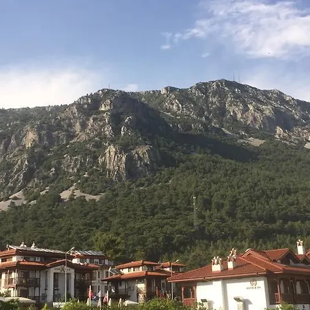 מלון דירות Gumus