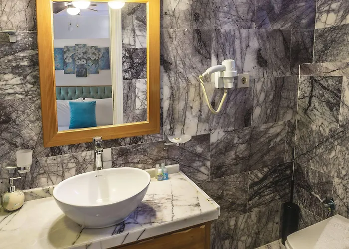 Gumus Akyaka (Mugla)