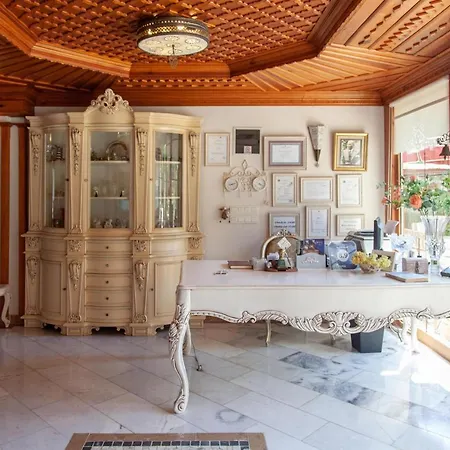 Gumus Hotel apartamentowy 4*